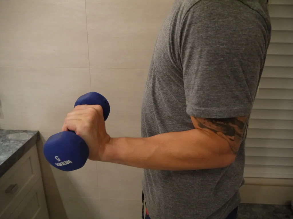 Eccentric Wrist Flexion with Finger Curl