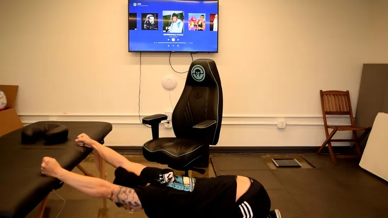 Exercises for Gamers: Reduce Slouching